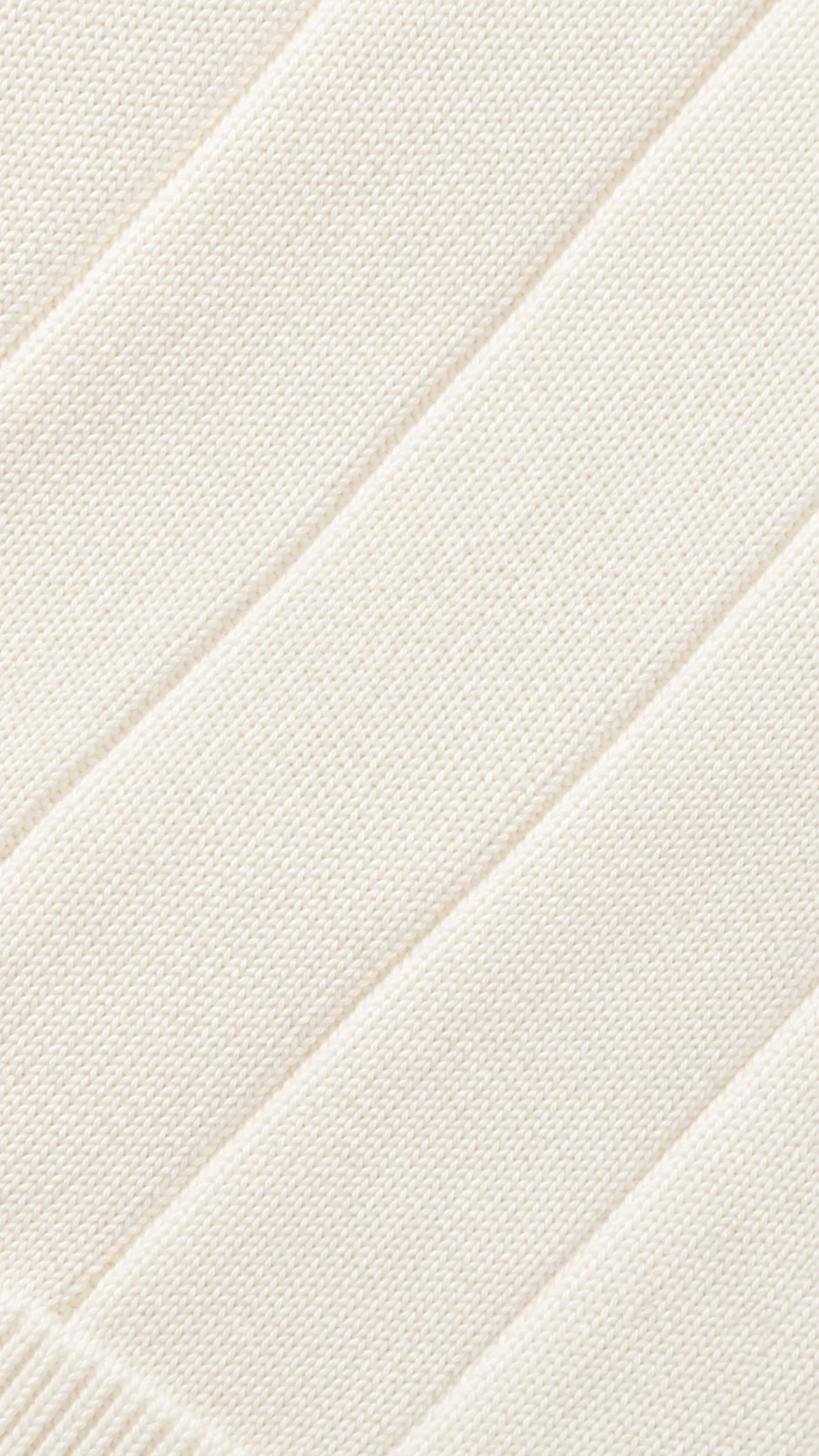 Close-up of the 70% Egyptian cotton and 30% mulberry silk knit